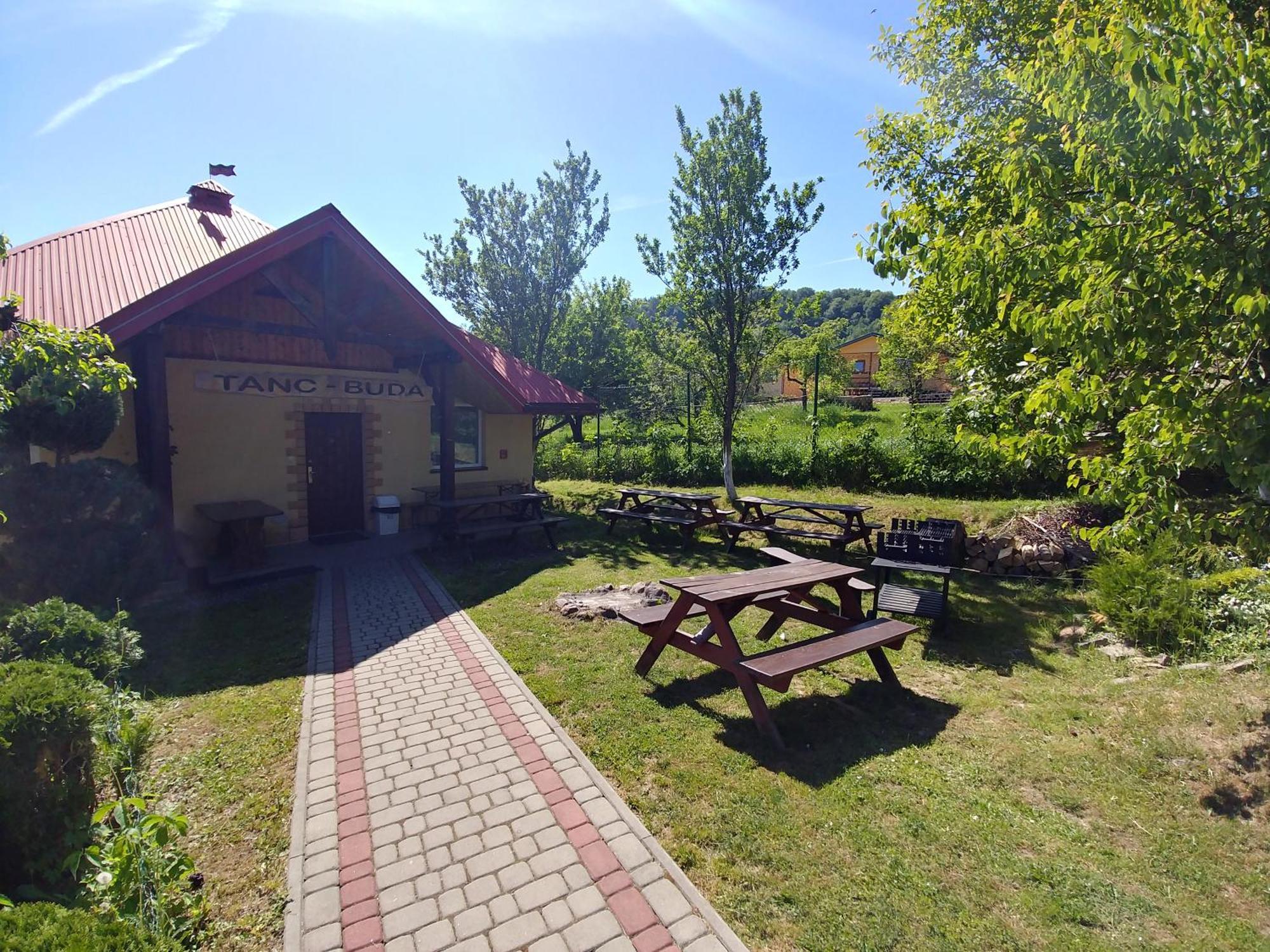 Dom Goscinny Ewa - Noclegi W Polanczyku Exterior foto